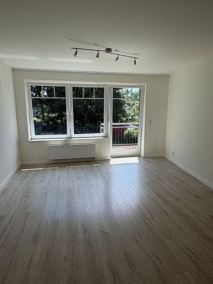 Prenájom bytu 3-izbový 80 m², Hollenstedt, Dolné Sasko Prenájom bytu 3-izbový 80 m², Hollenstedt, Dolné Sasko