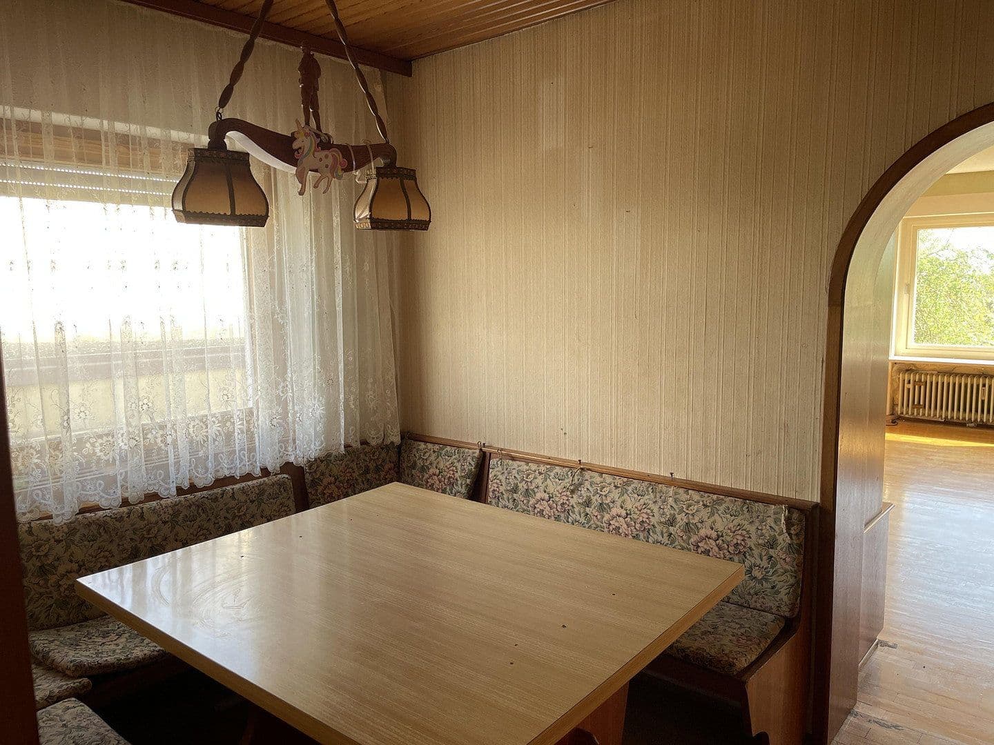 Predaj domu 212 m², pozemek 815 m², Marloffstein, Bavorsko Predaj domu 212 m², pozemek 815 m², Marloffstein, Bavorsko