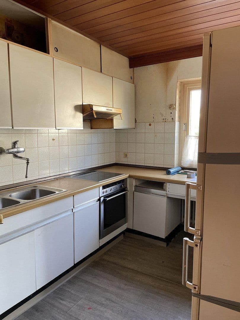 Predaj domu 212 m², pozemek 815 m², Marloffstein, Bavorsko Predaj domu 212 m², pozemek 815 m², Marloffstein, Bavorsko