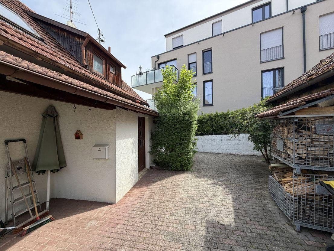 Predaj domu 120 m², pozemek 163 m², Remseck am Neckar, Bádensko-Wurttembersko Predaj domu 120 m², pozemek 163 m², Remseck am Neckar, Bádensko-Wurttembersko