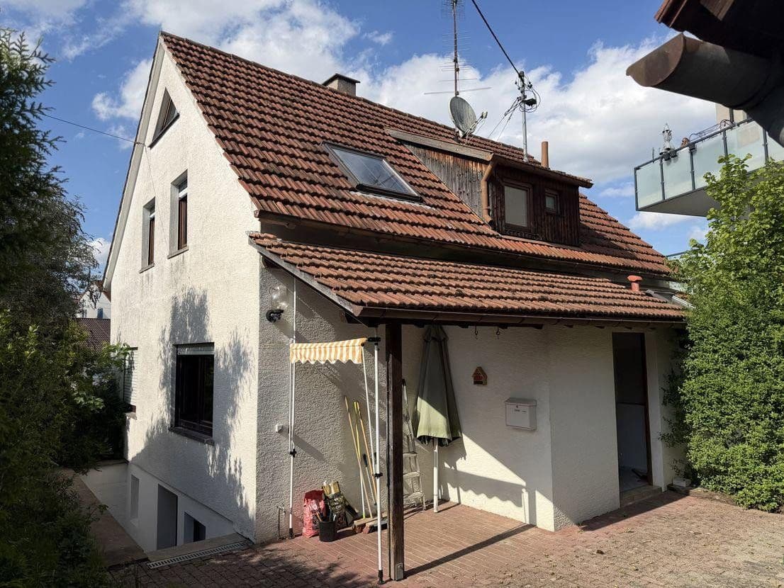 Predaj domu 120 m², pozemek 163 m², Remseck am Neckar, Bádensko-Wurttembersko Predaj domu 120 m², pozemek 163 m², Remseck am Neckar, Bádensko-Wurttembersko