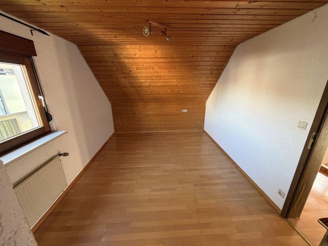 Predaj domu 120 m², pozemek 163 m², Remseck am Neckar, Bádensko-Wurttembersko Predaj domu 120 m², pozemek 163 m², Remseck am Neckar, Bádensko-Wurttembersko