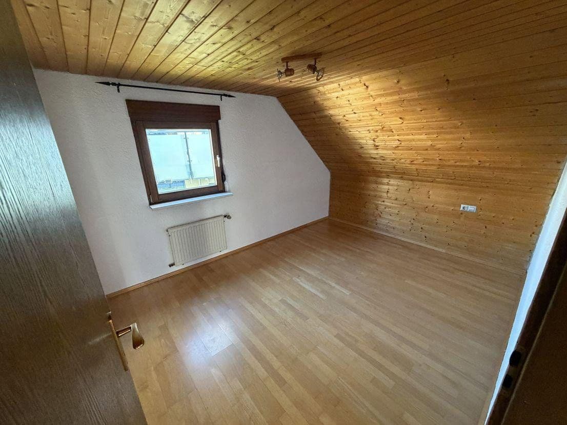 Predaj domu 120 m², pozemek 163 m², Remseck am Neckar, Bádensko-Wurttembersko Predaj domu 120 m², pozemek 163 m², Remseck am Neckar, Bádensko-Wurttembersko