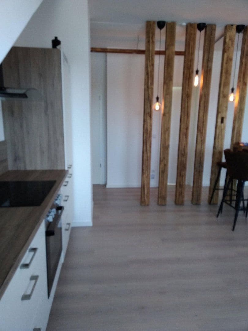 Prenájom bytu 4-izbový 96 m², Feldgasse 51, Nürnberg, Bavorsko Prenájom bytu 4-izbový 96 m², Feldgasse 51, Nürnberg, Bavorsko