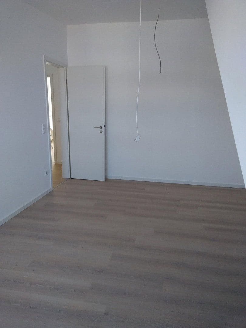 Prenájom bytu 4-izbový 96 m², Feldgasse 51, Nürnberg, Bavorsko Prenájom bytu 4-izbový 96 m², Feldgasse 51, Nürnberg, Bavorsko
