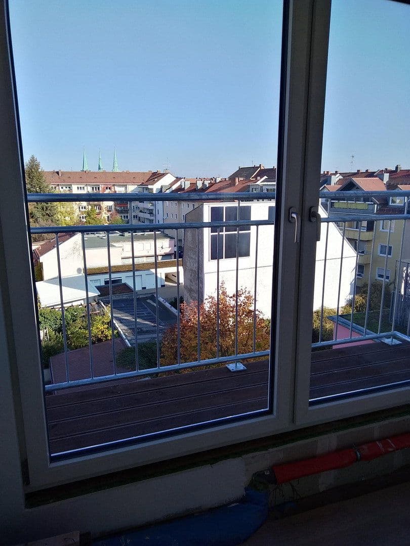 Prenájom bytu 4-izbový 96 m², Feldgasse 51, Nürnberg, Bavorsko Prenájom bytu 4-izbový 96 m², Feldgasse 51, Nürnberg, Bavorsko