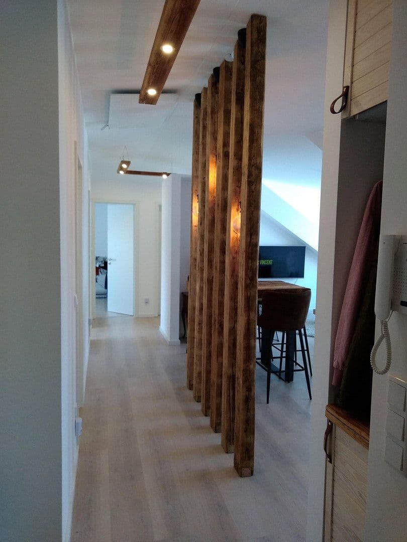 Prenájom bytu 4-izbový 96 m², Feldgasse 51, Nürnberg, Bavorsko Prenájom bytu 4-izbový 96 m², Feldgasse 51, Nürnberg, Bavorsko