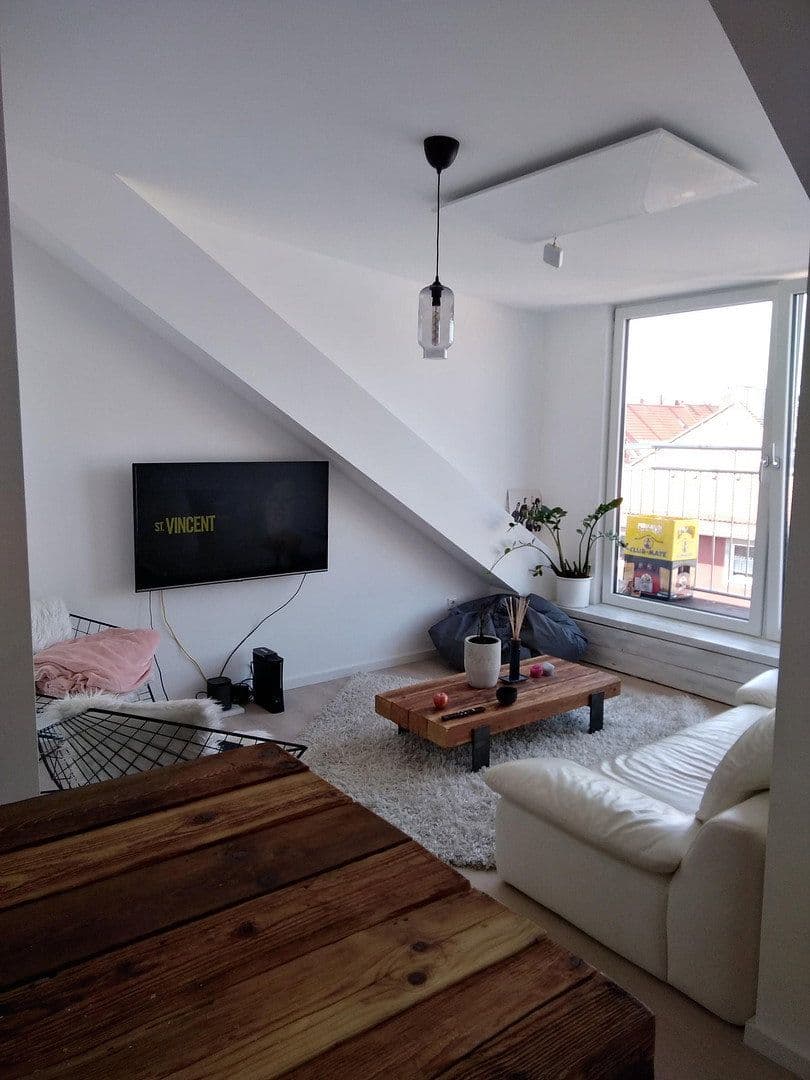 Prenájom bytu 4-izbový 96 m², Feldgasse 51, Nürnberg, Bavorsko Prenájom bytu 4-izbový 96 m², Feldgasse 51, Nürnberg, Bavorsko