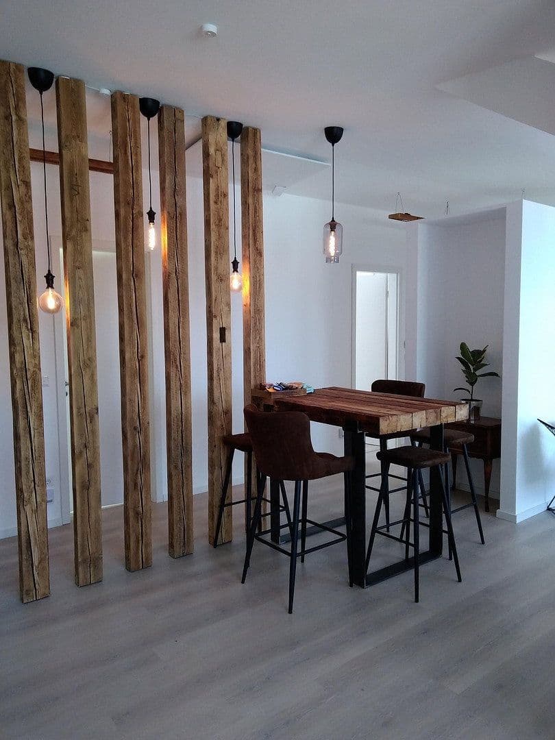 Prenájom bytu 4-izbový 96 m², Feldgasse 51, Nürnberg, Bavorsko Prenájom bytu 4-izbový 96 m², Feldgasse 51, Nürnberg, Bavorsko