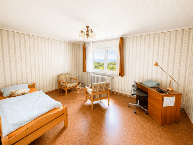 Predaj domu 180 m², pozemek 1.403 m², Ersinger Straße 98, Pforzheim, Bádensko-Wurttembersko Predaj domu 180 m², pozemek 1.403 m², Ersinger Straße 98, Pforzheim, Bádensko-Wurttembersko