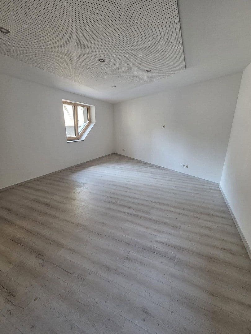 Prenájom kancelárie 55 m², Amalienburgstrasse 23, München, Bavorsko Prenájom kancelárie 55 m², Amalienburgstrasse 23, München, Bavorsko