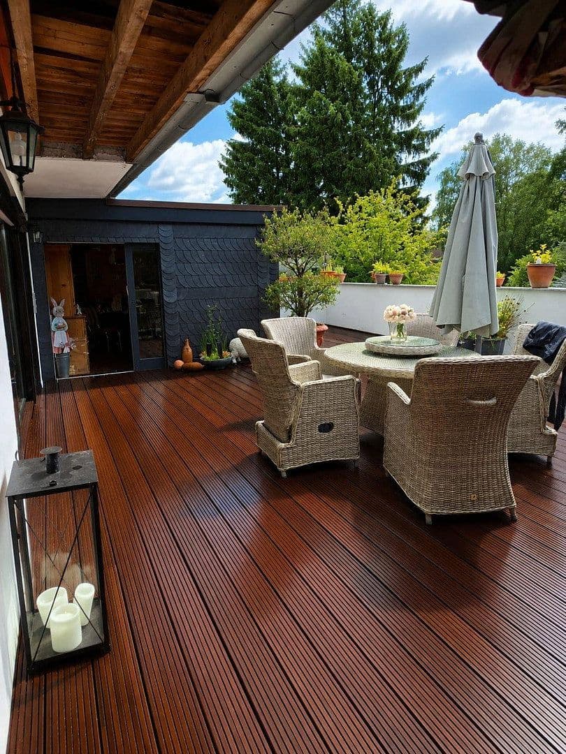 Predaj domu 380 m², pozemek 818 m², Solingen, Severné Porýnie - Westfálsko Predaj domu 380 m², pozemek 818 m², Solingen, Severné Porýnie - Westfálsko