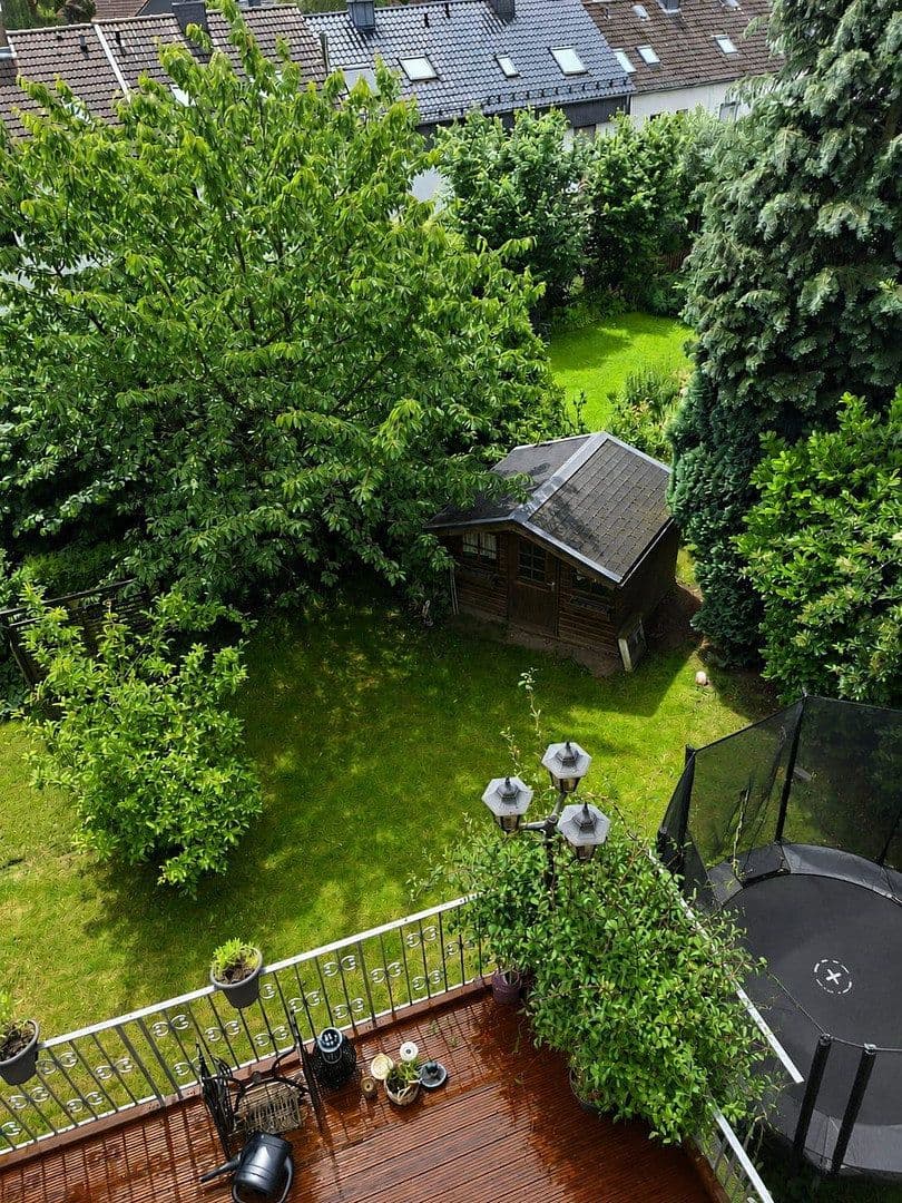 Predaj domu 380 m², pozemek 818 m², Solingen, Severné Porýnie - Westfálsko Predaj domu 380 m², pozemek 818 m², Solingen, Severné Porýnie - Westfálsko