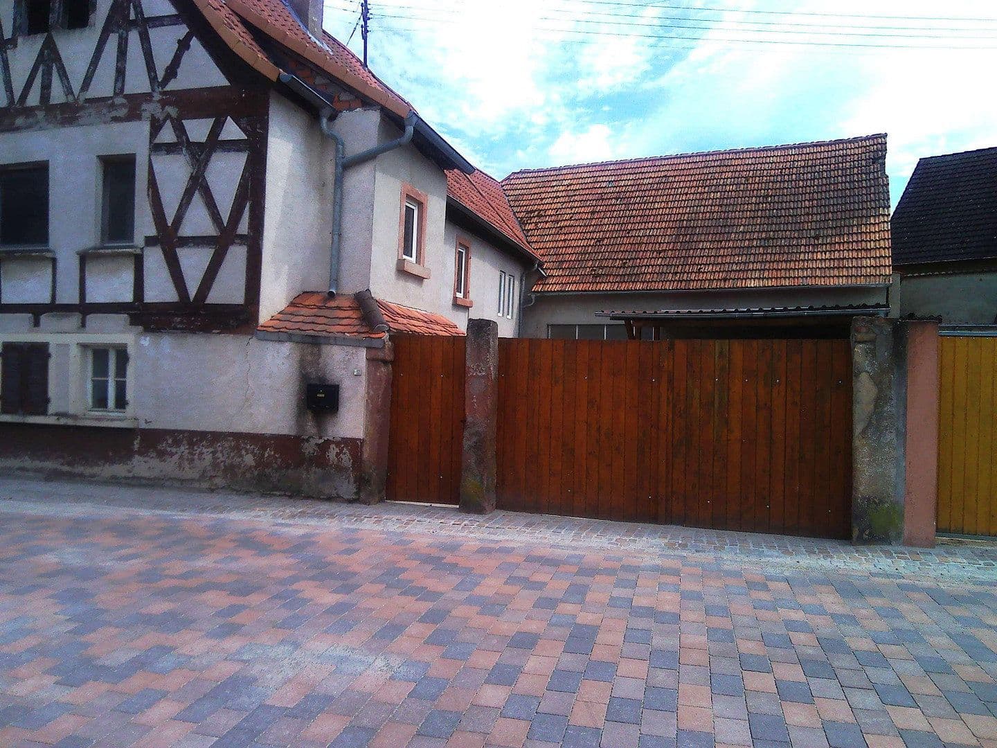 Predaj domu 140 m², pozemek 367 m², Kirrweiler, Porýnie-Falcko Predaj domu 140 m², pozemek 367 m², Kirrweiler, Porýnie-Falcko