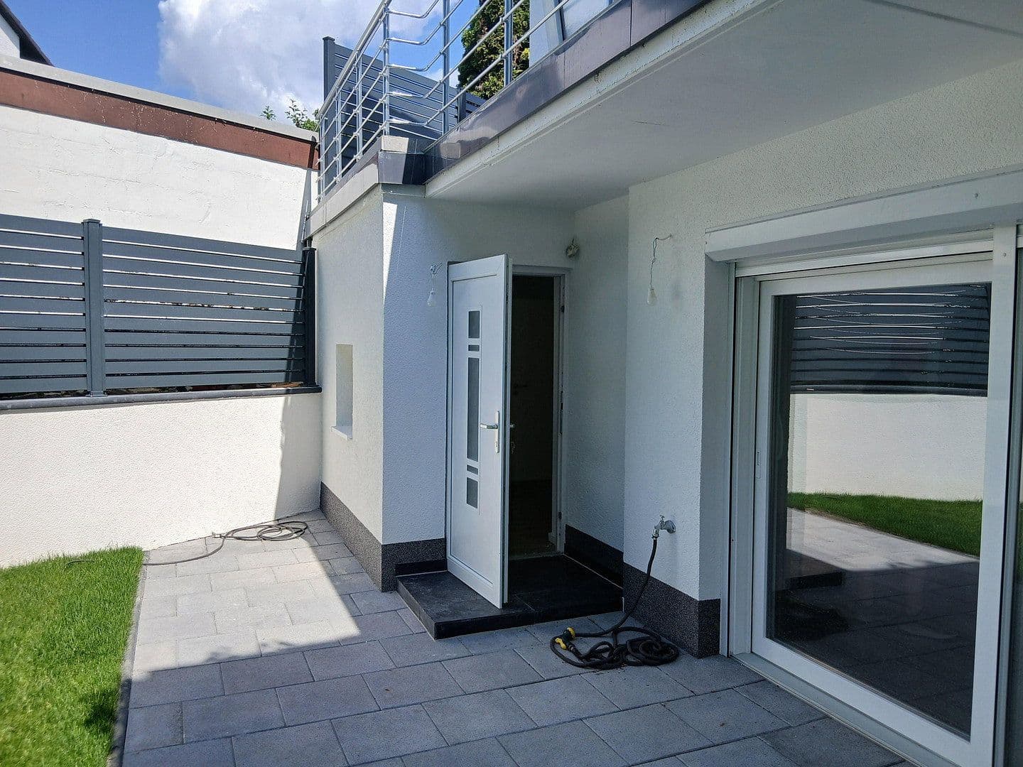 Predaj domu 176 m², pozemek 280 m², Klein-Winternheim, Porýnie-Falcko Predaj domu 176 m², pozemek 280 m², Klein-Winternheim, Porýnie-Falcko