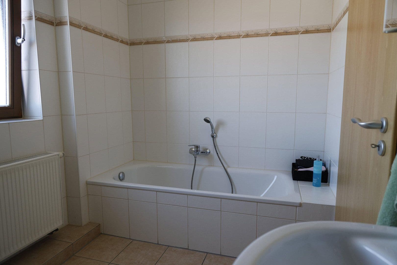 Predaj domu 138 m², pozemek 152 m², Oppenheim, Porýnie-Falcko Predaj domu 138 m², pozemek 152 m², Oppenheim, Porýnie-Falcko