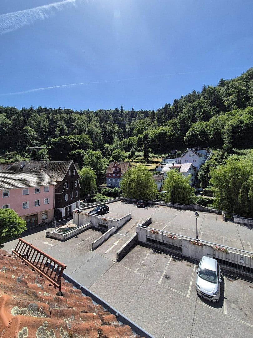 Prenájom bytu 3-izbový 70 m², Mühlstraße22, Neuenbürg, Bádensko-Wurttembersko Prenájom bytu 3-izbový 70 m², Mühlstraße22, Neuenbürg, Bádensko-Wurttembersko