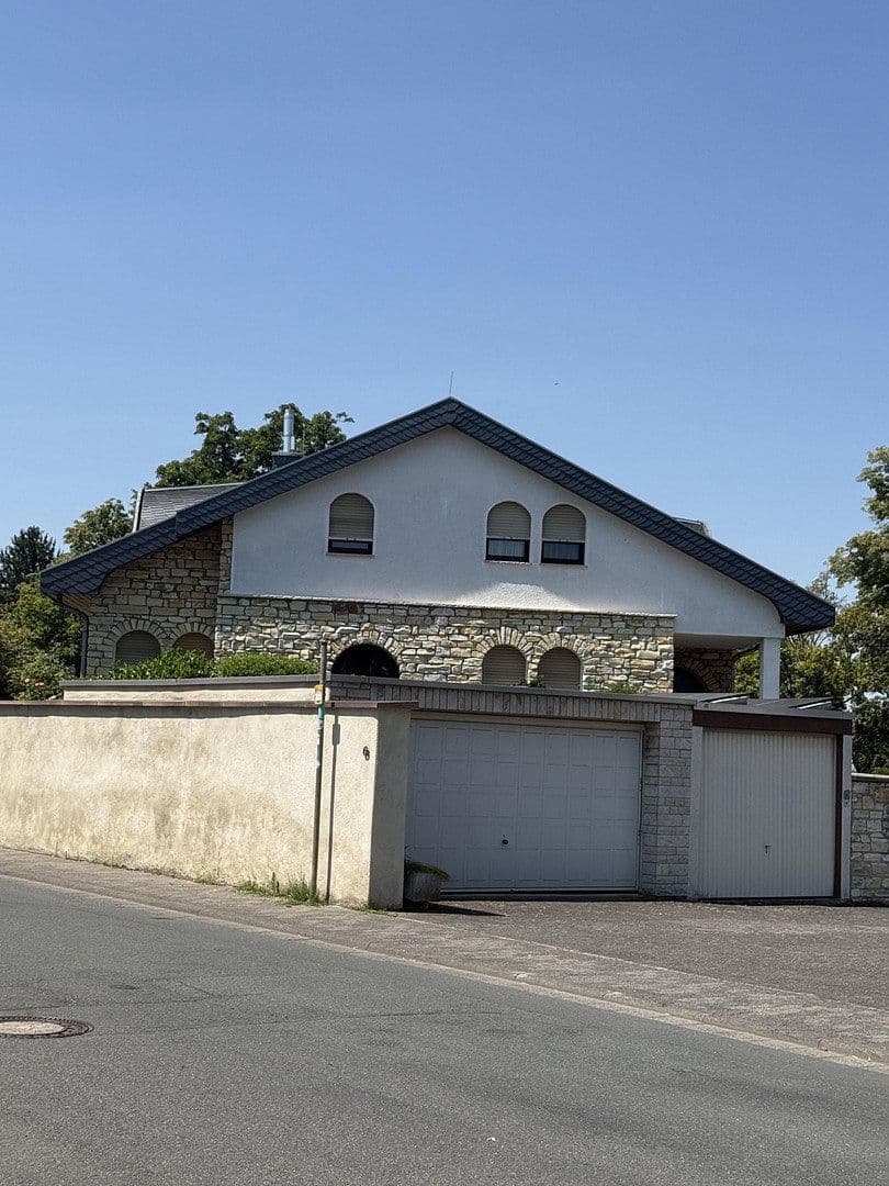 Predaj domu 269 m², pozemek 599 m², Weiterstadt, Hesensko Predaj domu 269 m², pozemek 599 m², Weiterstadt, Hesensko