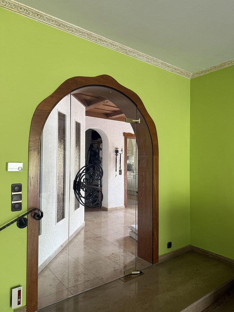 Predaj domu 269 m², pozemek 599 m², Weiterstadt, Hesensko Predaj domu 269 m², pozemek 599 m², Weiterstadt, Hesensko