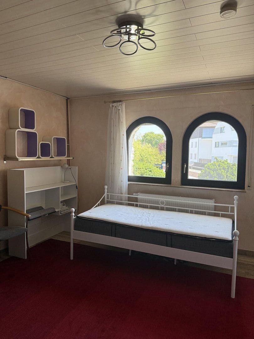 Predaj domu 269 m², pozemek 599 m², Weiterstadt, Hesensko Predaj domu 269 m², pozemek 599 m², Weiterstadt, Hesensko