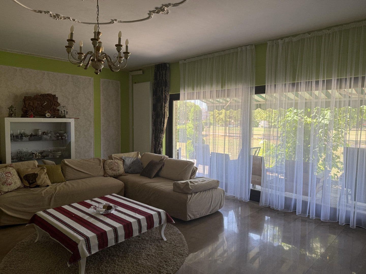 Predaj domu 269 m², pozemek 599 m², Weiterstadt, Hesensko Predaj domu 269 m², pozemek 599 m², Weiterstadt, Hesensko
