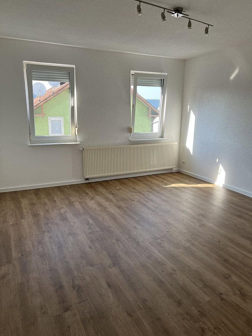 Prenájom bytu 2-izbový 60 m², Freiburgstraße 31, Tuttlingen, Bádensko-Wurttembersko Prenájom bytu 2-izbový 60 m², Freiburgstraße 31, Tuttlingen, Bádensko-Wurttembersko