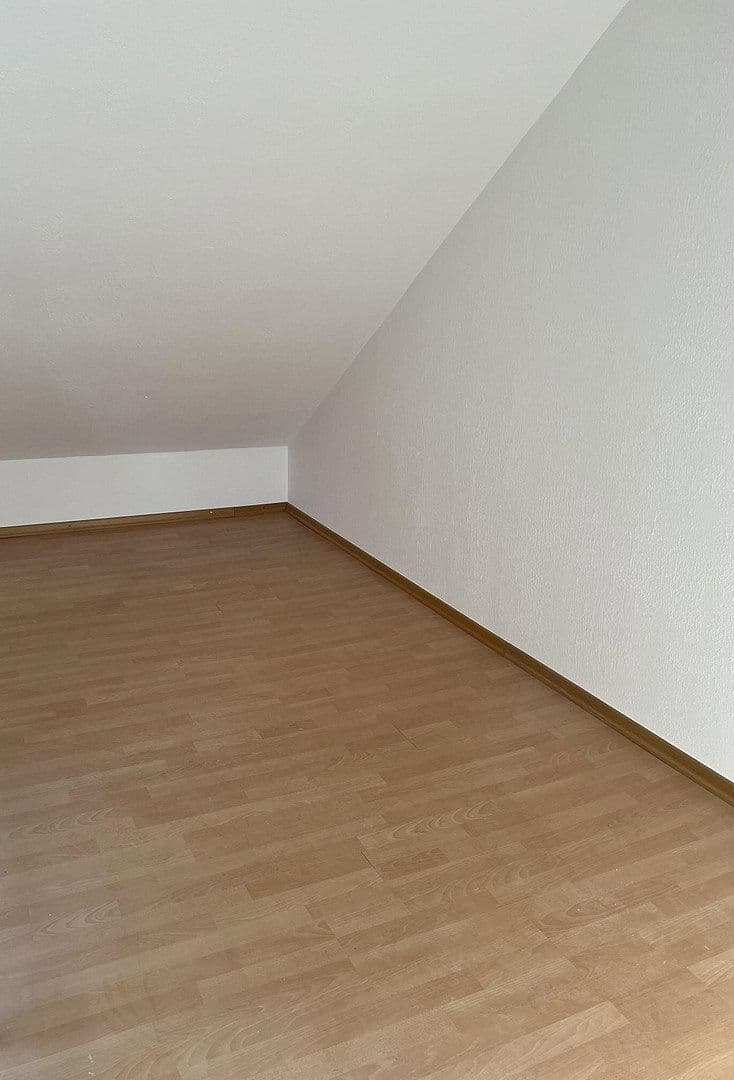 Prenájom bytu 2-izbový 60 m², Freiburgstraße 31, Tuttlingen, Bádensko-Wurttembersko Prenájom bytu 2-izbový 60 m², Freiburgstraße 31, Tuttlingen, Bádensko-Wurttembersko