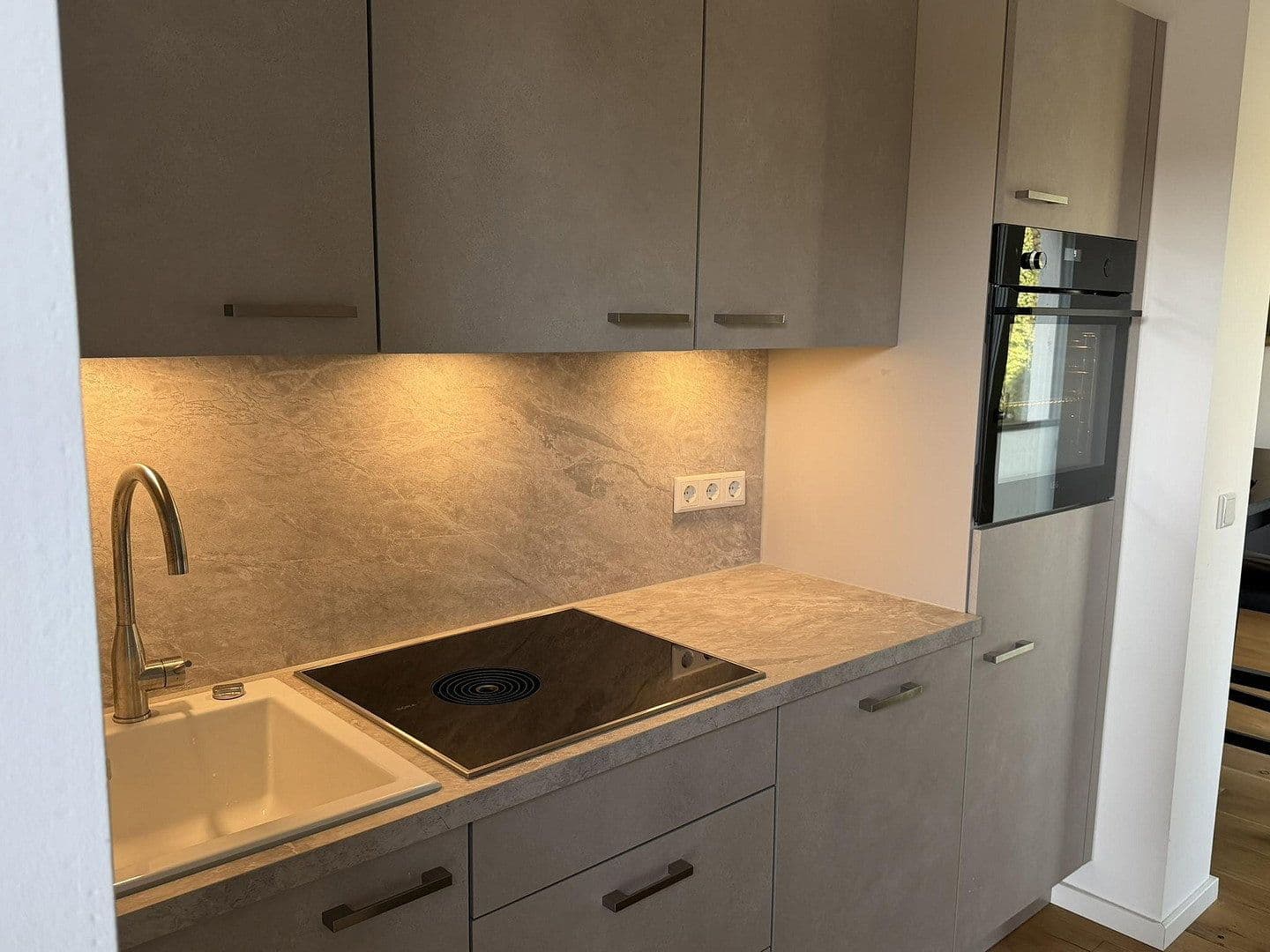 Predaj bytu 2-izbový 55 m², Am Quirinusbrunnen 10, Bonn, Severné Porýnie - Westfálsko Predaj bytu 2-izbový 55 m², Am Quirinusbrunnen 10, Bonn, Severné Porýnie - Westfálsko