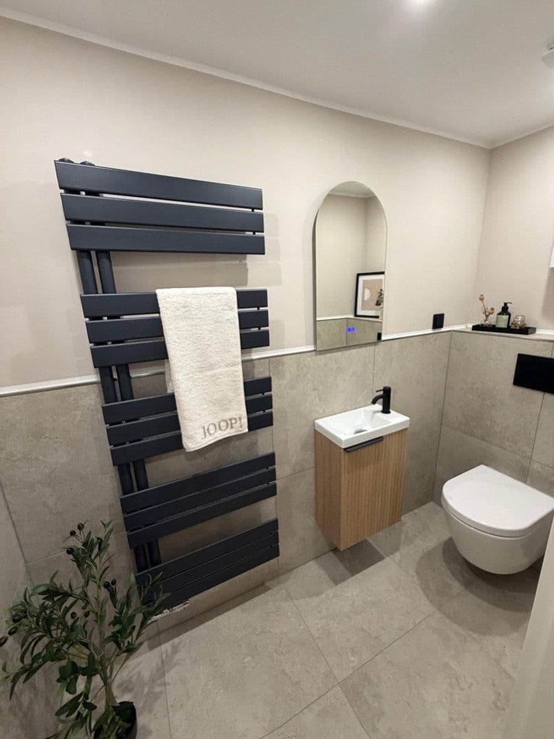 Predaj bytu 2-izbový 76 m², Mülheim an der Ruhr, Severné Porýnie - Westfálsko Predaj bytu 2-izbový 76 m², Mülheim an der Ruhr, Severné Porýnie - Westfálsko