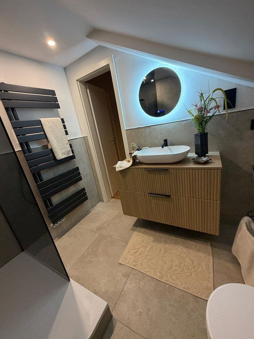 Predaj bytu 2-izbový 76 m², Mülheim an der Ruhr, Severné Porýnie - Westfálsko Predaj bytu 2-izbový 76 m², Mülheim an der Ruhr, Severné Porýnie - Westfálsko