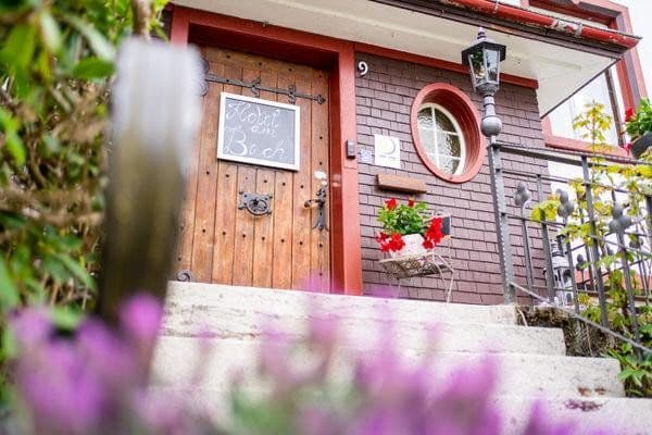 Predaj domu 576 m², pozemek 1.332 m², Hinterzarten, Bádensko-Wurttembersko Predaj domu 576 m², pozemek 1.332 m², Hinterzarten, Bádensko-Wurttembersko