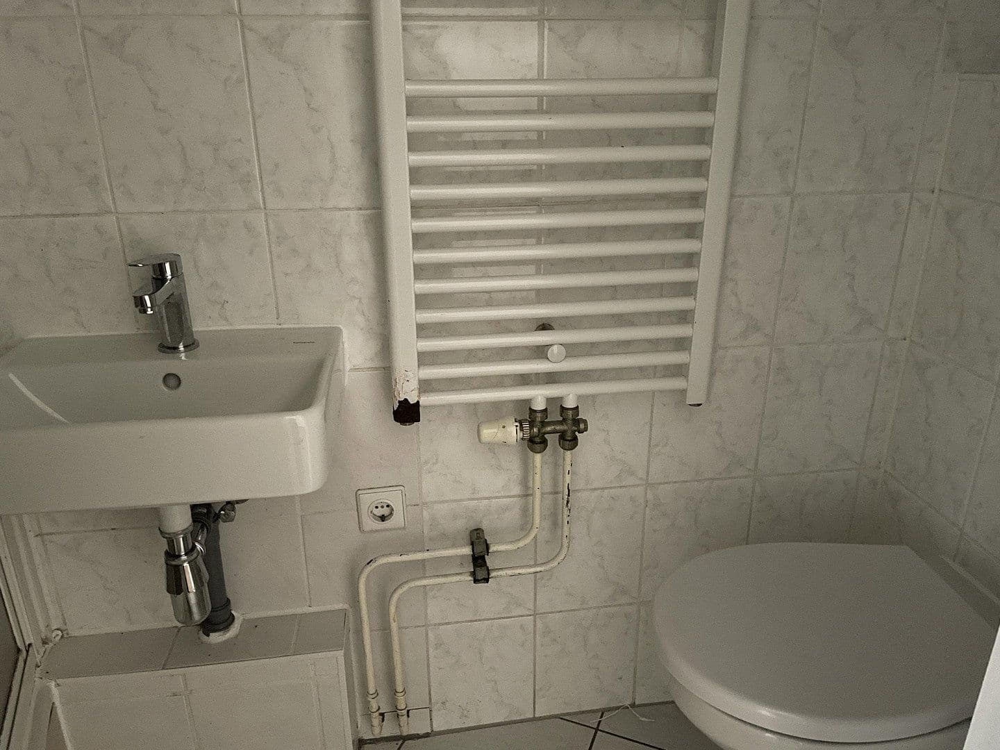 Prenájom bytu 5-izbový 200 m², Dufourstrasse 4, Leipzig, Sasko Prenájom bytu 5-izbový 200 m², Dufourstrasse 4, Leipzig, Sasko