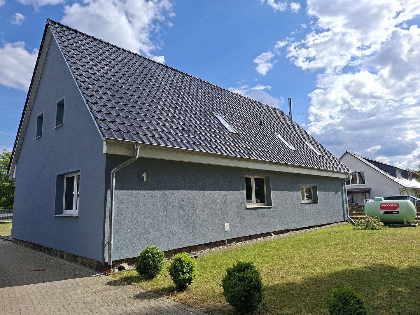 Predaj domu 216 m², pozemek 1.195 m², Neubauerngasse 1, Blumenholz, Meklenbursko-Predpomoransko Predaj domu 216 m², pozemek 1.195 m², Neubauerngasse 1, Blumenholz, Meklenbursko-Predpomoransko