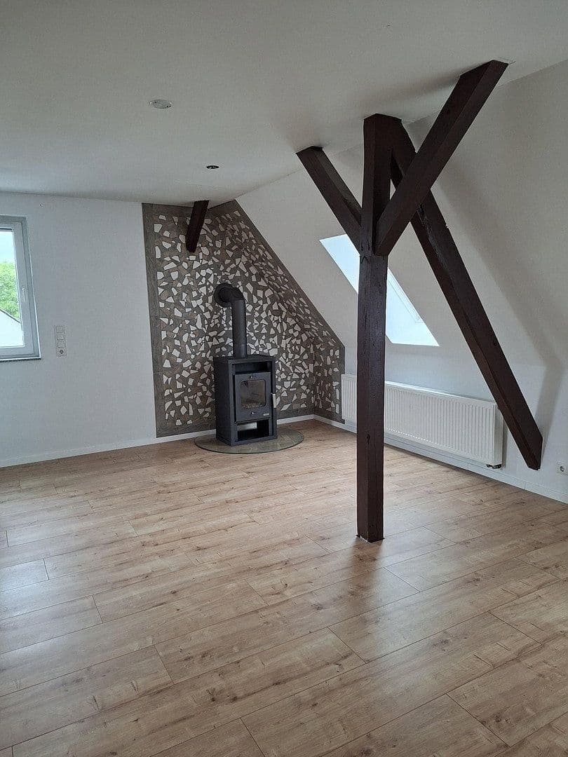 Predaj domu 216 m², pozemek 1.195 m², Neubauerngasse 1, Blumenholz, Meklenbursko-Predpomoransko Predaj domu 216 m², pozemek 1.195 m², Neubauerngasse 1, Blumenholz, Meklenbursko-Predpomoransko