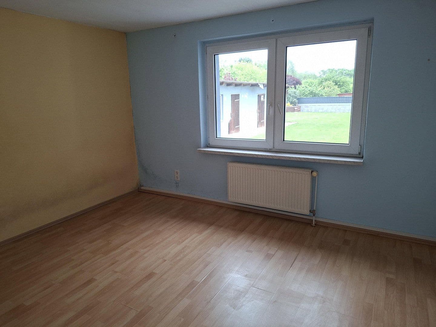 Predaj domu 216 m², pozemek 1.195 m², Neubauerngasse 1, Blumenholz, Meklenbursko-Predpomoransko Predaj domu 216 m², pozemek 1.195 m², Neubauerngasse 1, Blumenholz, Meklenbursko-Predpomoransko