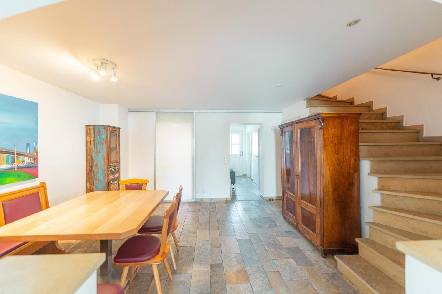 Prenájom domu 130 m², pozemek 151 m², Neumarkt in der Oberpfalz, Bavorsko Prenájom domu 130 m², pozemek 151 m², Neumarkt in der Oberpfalz, Bavorsko