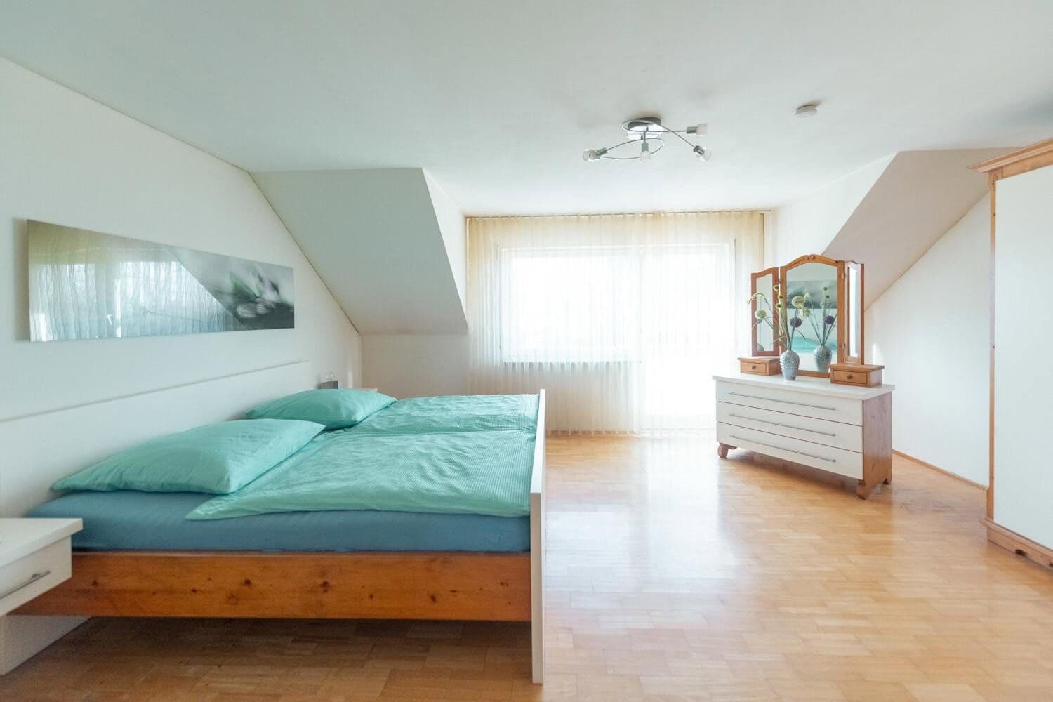 Prenájom domu 130 m², pozemek 151 m², Neumarkt in der Oberpfalz, Bavorsko Prenájom domu 130 m², pozemek 151 m², Neumarkt in der Oberpfalz, Bavorsko
