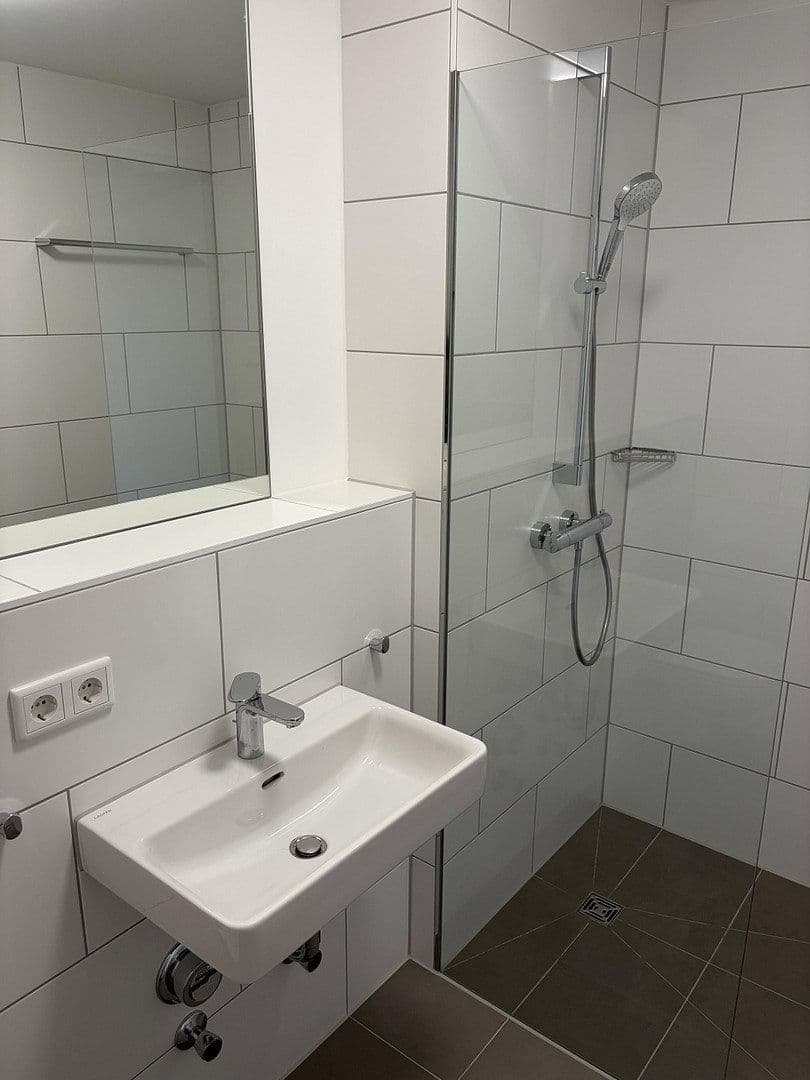Prenájom bytu 1-izbový 20 m², Otto-Hahn-Straße 40, Regensburg, Bavorsko Prenájom bytu 1-izbový 20 m², Otto-Hahn-Straße 40, Regensburg, Bavorsko