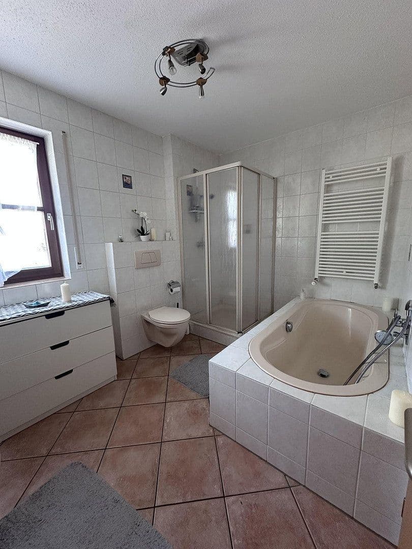 Predaj domu 226 m², pozemek 378 m², Hofolding, Bavorsko Predaj domu 226 m², pozemek 378 m², Hofolding, Bavorsko