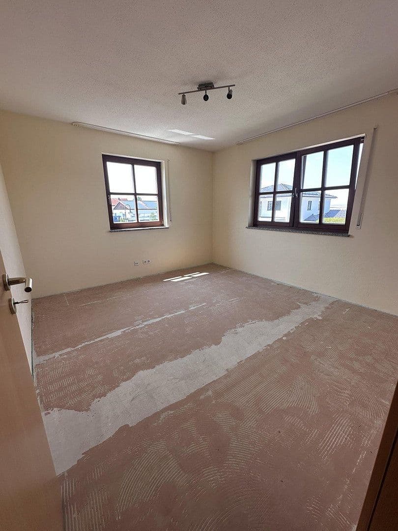 Predaj domu 226 m², pozemek 378 m², Hofolding, Bavorsko Predaj domu 226 m², pozemek 378 m², Hofolding, Bavorsko