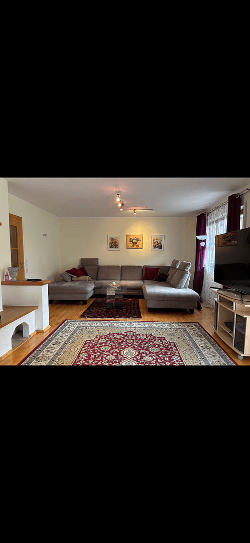 Predaj domu 226 m², pozemek 378 m², Hofolding, Bavorsko Predaj domu 226 m², pozemek 378 m², Hofolding, Bavorsko