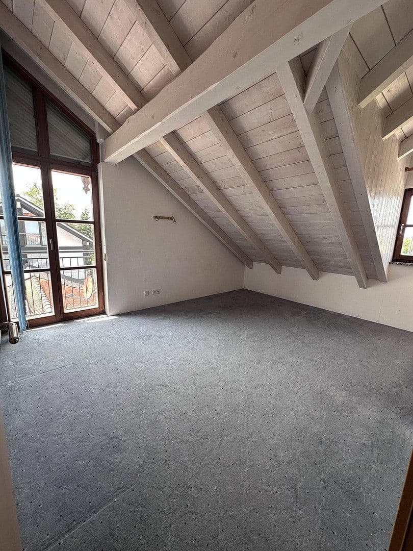 Predaj domu 226 m², pozemek 378 m², Hofolding, Bavorsko Predaj domu 226 m², pozemek 378 m², Hofolding, Bavorsko