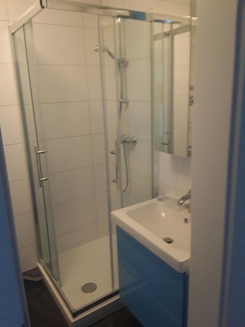 Prenájom bytu 3-izbový 55 m², Mönchengladbach, Severné Porýnie - Westfálsko Prenájom bytu 3-izbový 55 m², Mönchengladbach, Severné Porýnie - Westfálsko