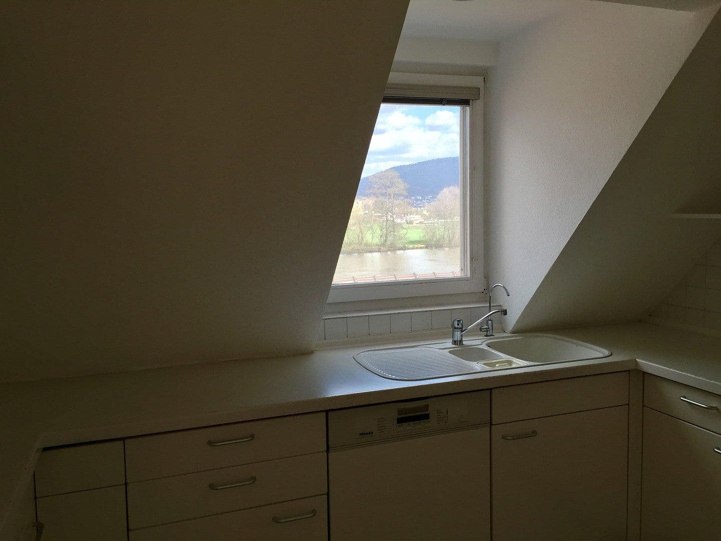 Predaj domu 231 m², pozemek 247 m², Hauptstraße 260, Miltenberg, Bavorsko Predaj domu 231 m², pozemek 247 m², Hauptstraße 260, Miltenberg, Bavorsko