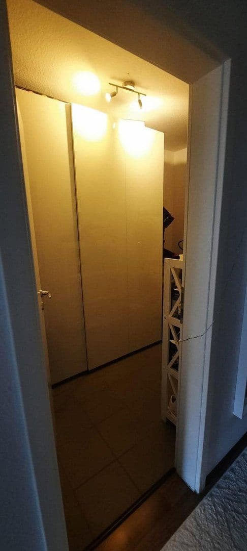 Prenájom bytu 3-izbový 96 m², Hatten, Dolné Sasko Prenájom bytu 3-izbový 96 m², Hatten, Dolné Sasko
