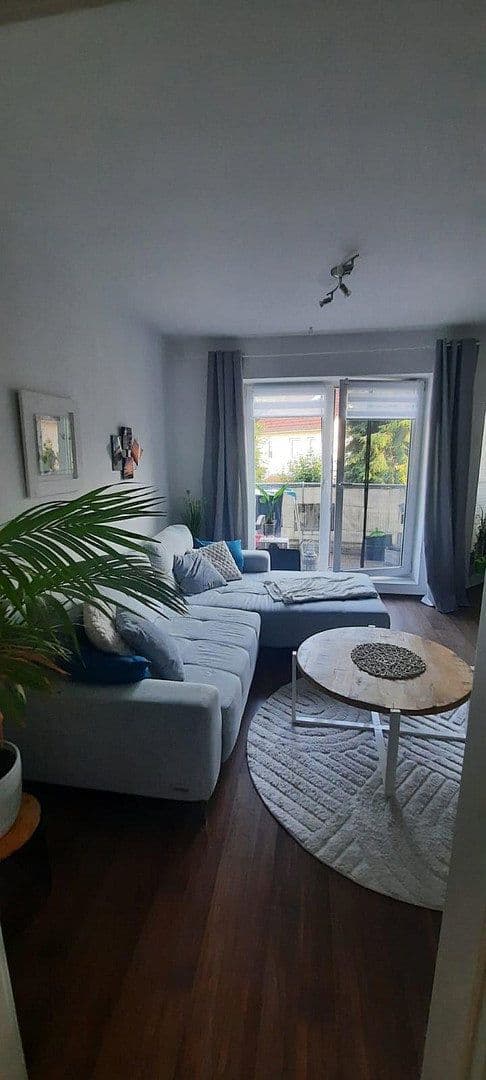 Prenájom bytu 3-izbový 96 m², Hatten, Dolné Sasko Prenájom bytu 3-izbový 96 m², Hatten, Dolné Sasko