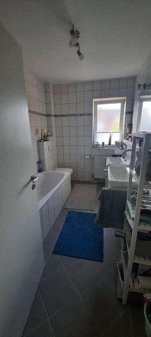 Prenájom bytu 3-izbový 96 m², Hatten, Dolné Sasko Prenájom bytu 3-izbový 96 m², Hatten, Dolné Sasko