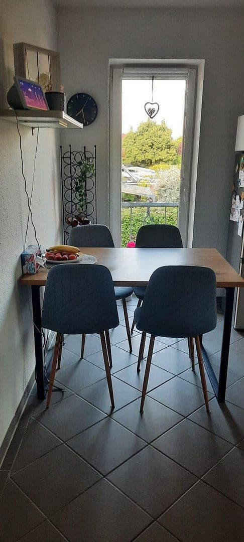 Prenájom bytu 3-izbový 96 m², Hatten, Dolné Sasko Prenájom bytu 3-izbový 96 m², Hatten, Dolné Sasko