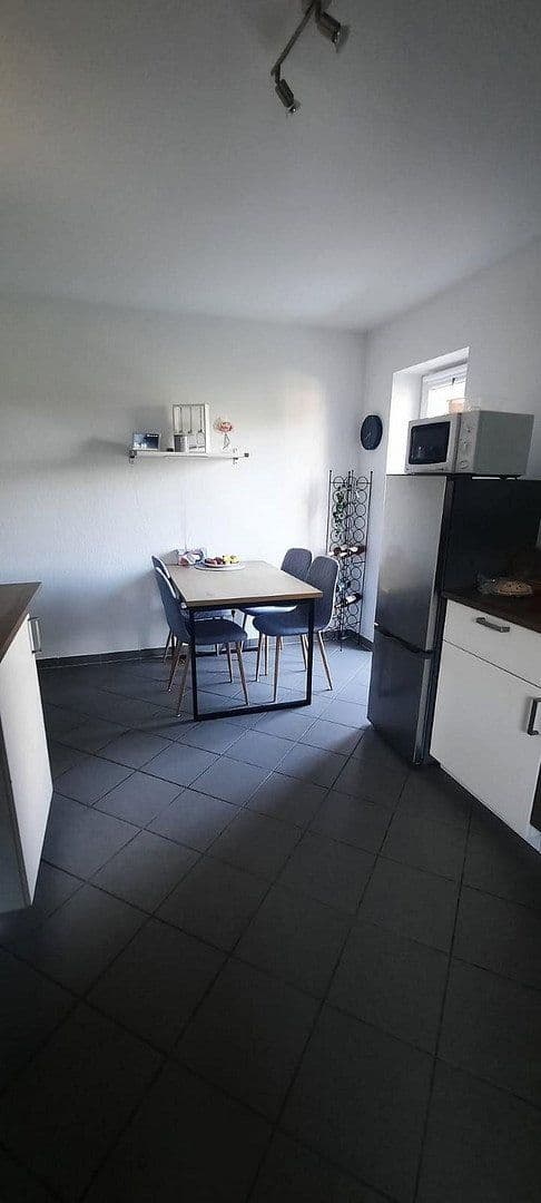 Prenájom bytu 3-izbový 96 m², Hatten, Dolné Sasko Prenájom bytu 3-izbový 96 m², Hatten, Dolné Sasko