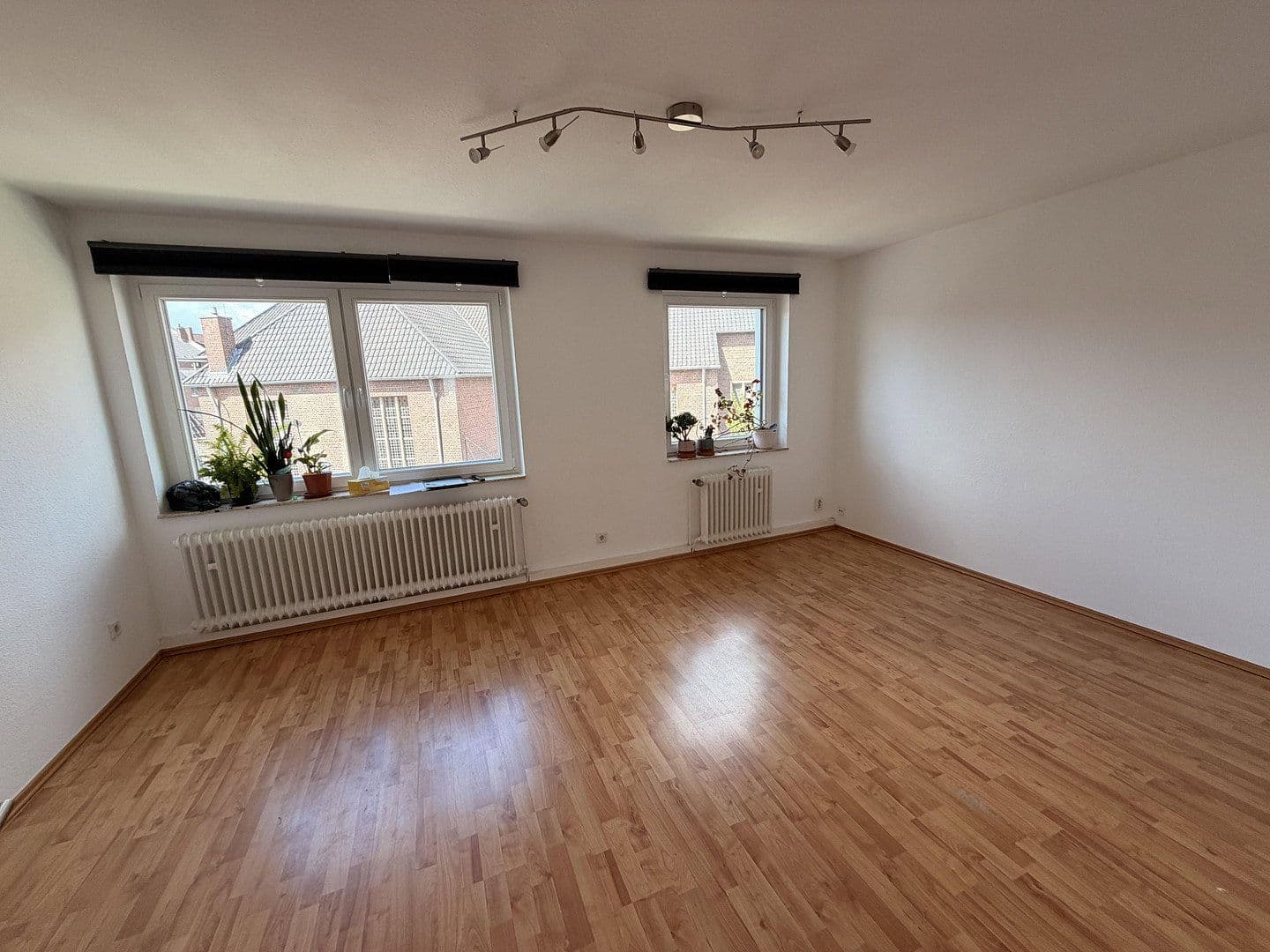 Prenájom bytu 3-izbový 65 m², Bilker Allee 10, Düsseldorf, Severné Porýnie - Westfálsko Prenájom bytu 3-izbový 65 m², Bilker Allee 10, Düsseldorf, Severné Porýnie - Westfálsko